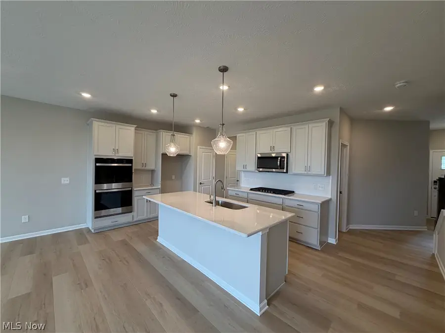 32740 Sandridge Run, Avon Lake, OH 44012 - #2