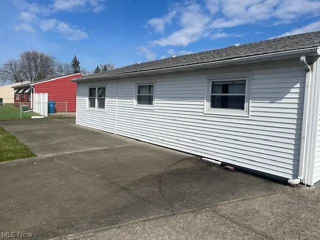 7408 Denny Drive, North Ridgeville, OH 44039 - #3