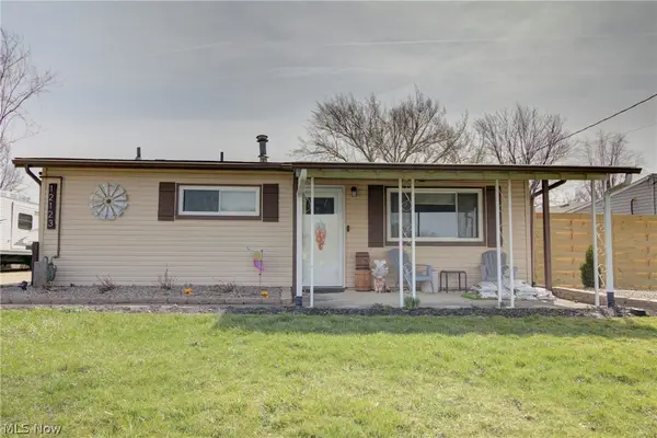 12123 National Drive, Grafton, OH 44044