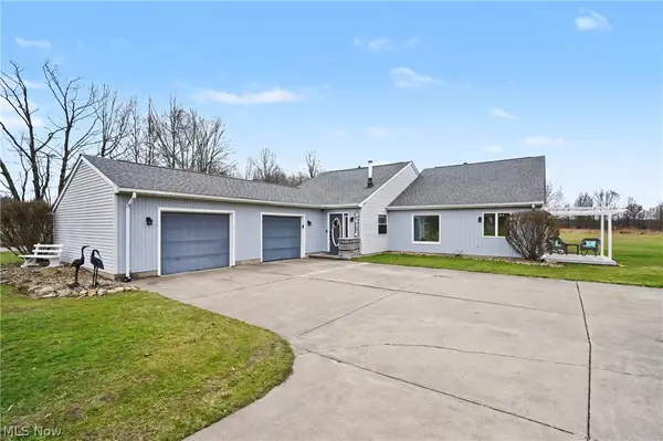 14223 N Palmyra Road, North Jackson, OH 44451