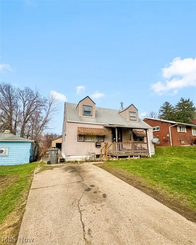 452 W Earle Avenue, Youngstown, OH 44511 - #2