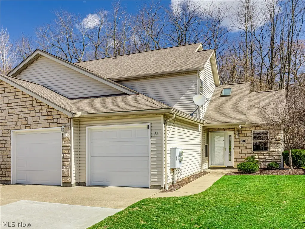 66 Falling Water Circle, Munroe Falls, OH 44262 - #1