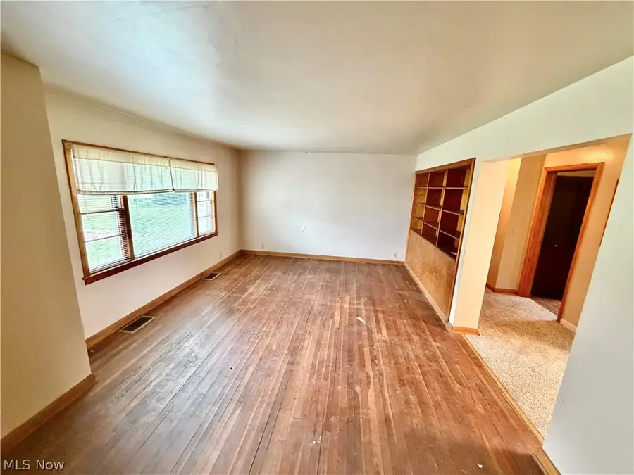 6739 Wilson Sharpsville Road, Fowler, OH 44418 - #3