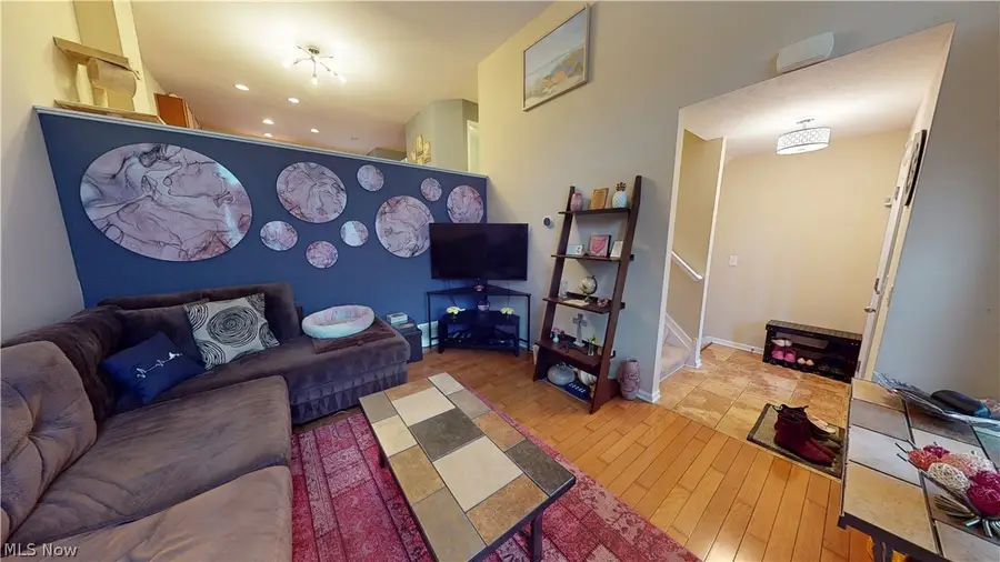 1454 E 105th Street, Cleveland, OH 44106 - #3