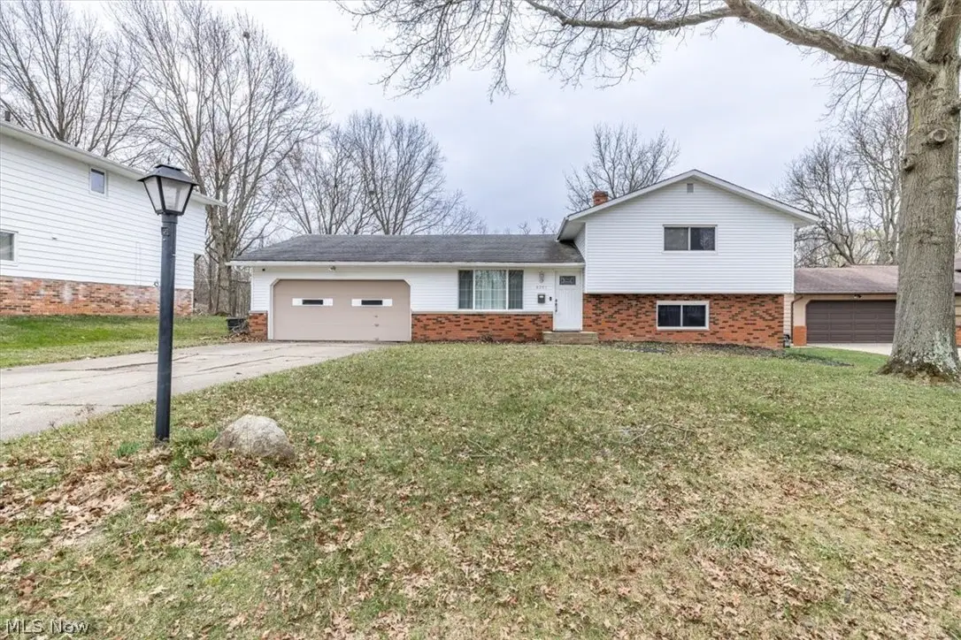 8201 Royalview Drive, Parma, OH 44129 - #1