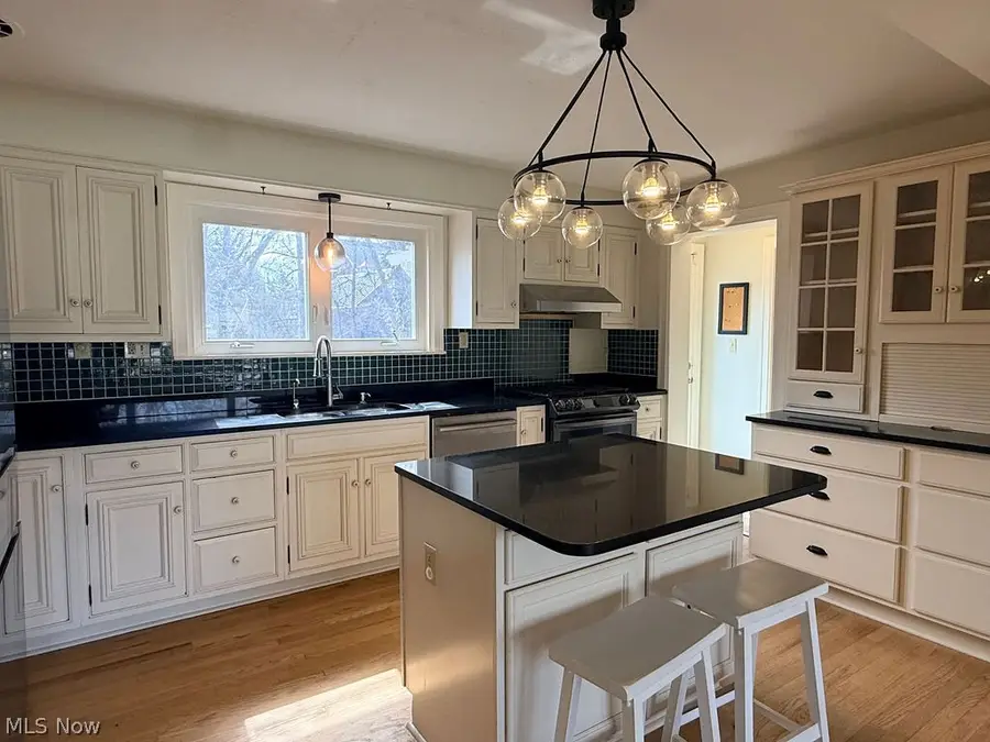 3224 Halsey Ne Drive, Warren, OH 44483 - #2