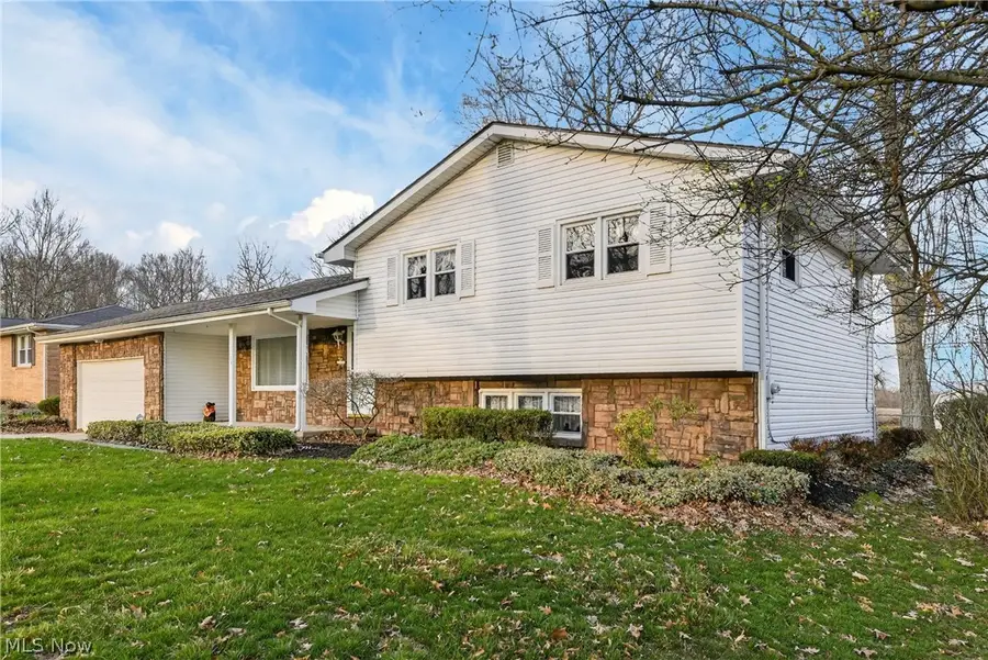 130 Robinwood Drive, New Middletown, OH 44442 - #2