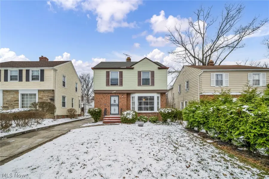 16908 Throckley Avenue, Cleveland, OH 44128 - #2