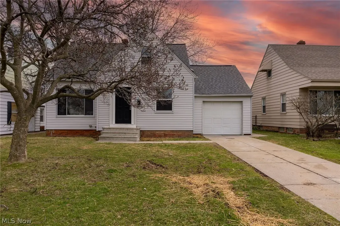 795 E 260th Street, Euclid, OH 44132 - #1