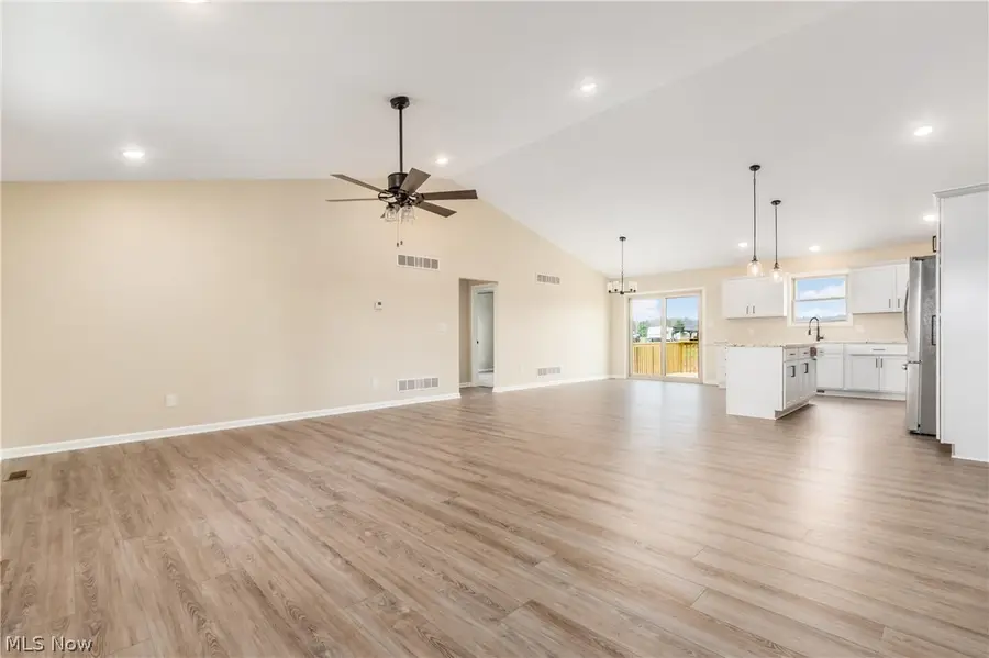 6385 Raiders, Frazeysburg, OH 43822 - #2