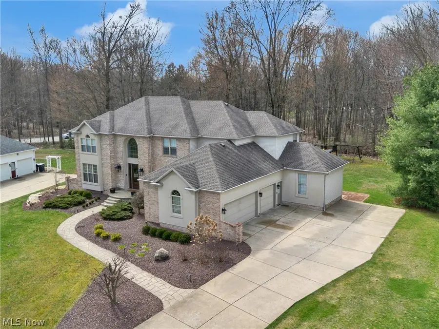 5315 Cloisters Drive, Canfield, OH 44406 - #2