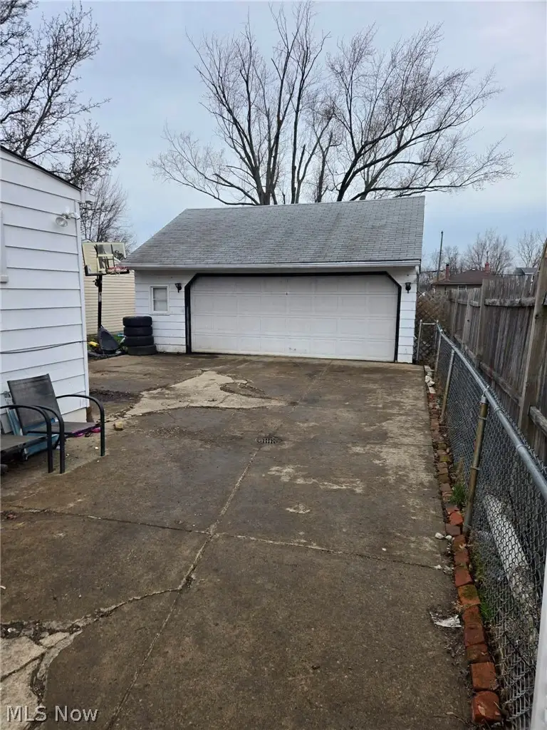 12812 Longmead Avenue, Cleveland, OH 44135 - #3