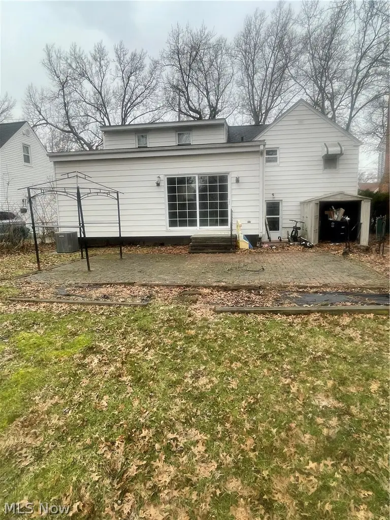 1663 Lyndhurst, Lyndhurst, OH 44124 - #2