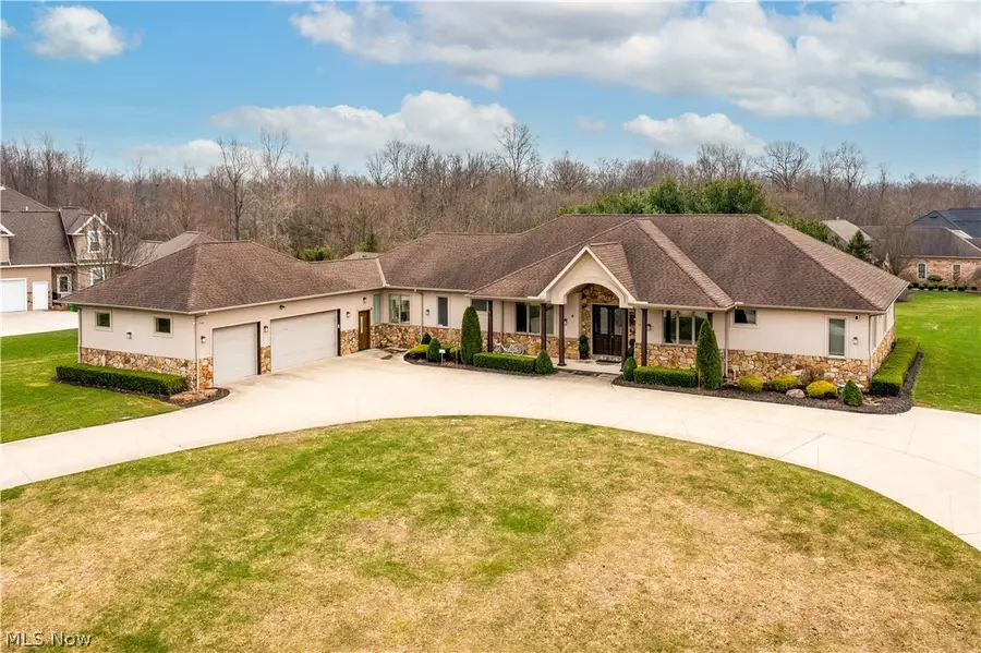 2240 Sunrise Oval, Medina, OH 44256 - #2