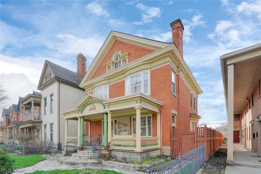 137 King Avenue, Columbus, OH 43201 - #3