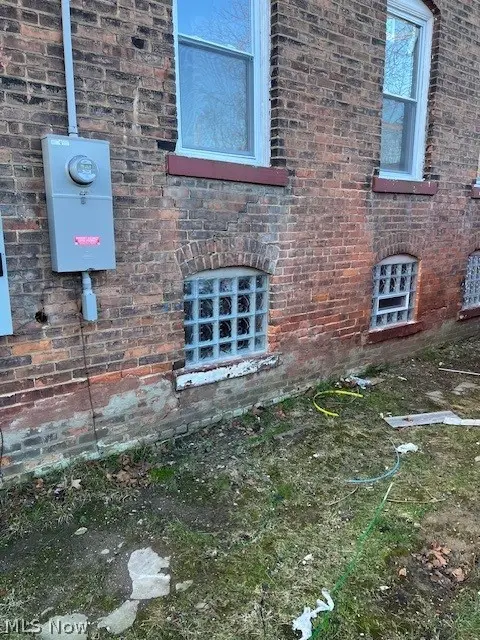 513 E 117 Street, Cleveland, OH 44108 - #3