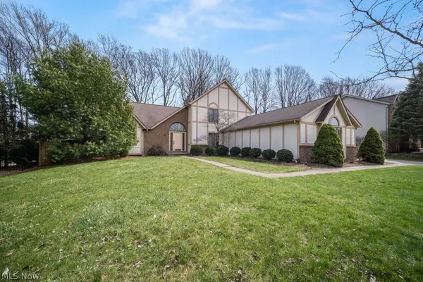 10067 Jamestown Drive, North Royalton, OH 44133