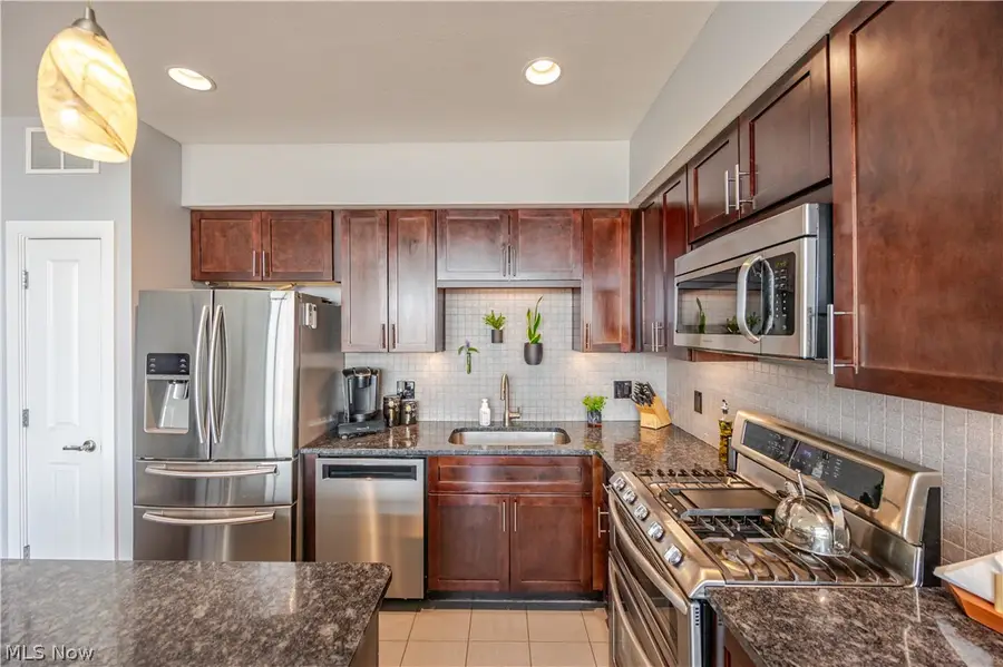 1237 Washington Avenue #1211, Cleveland, OH 44113 - #2