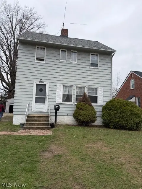 19401 Meredith Avenue, Euclid, OH 44123 - #2