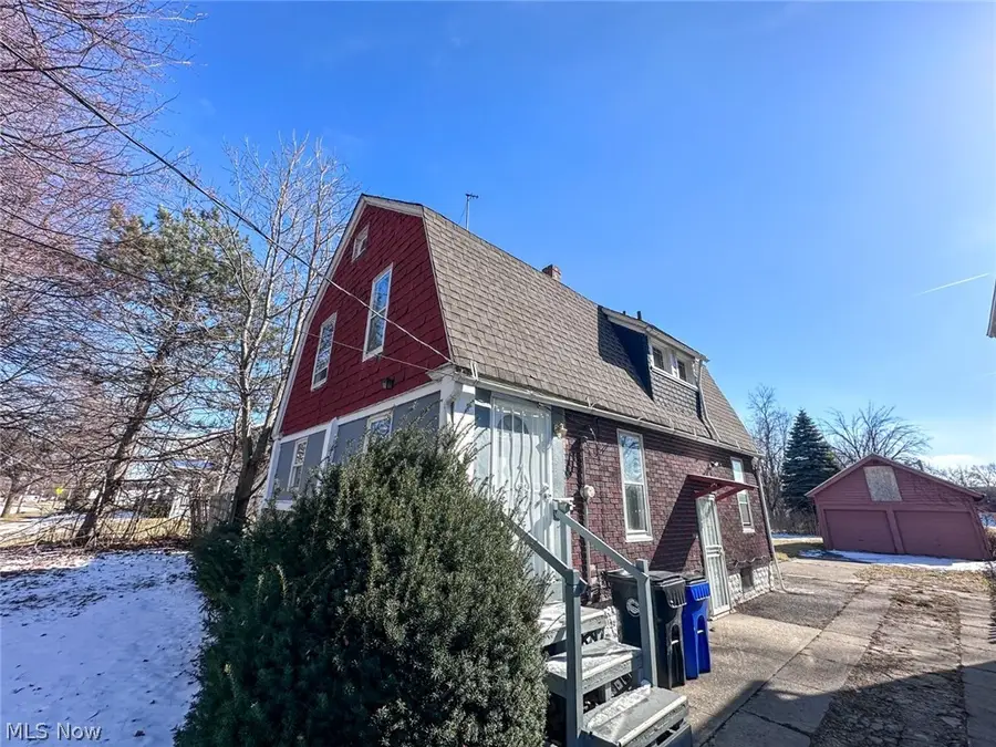 14812 Westropp Avenue, Cleveland, OH 44110 - #2