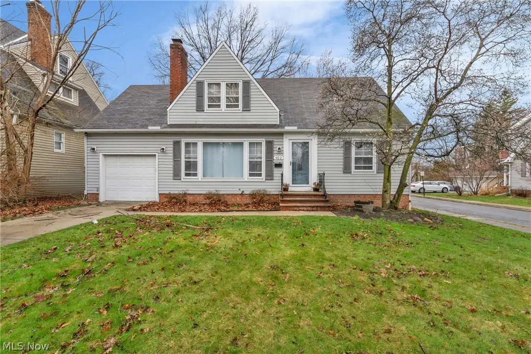 922 Cambridge Road, Cleveland Heights, OH 44121 - #1