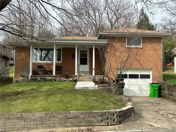 1618 Adams Street, Coshocton, OH 43812