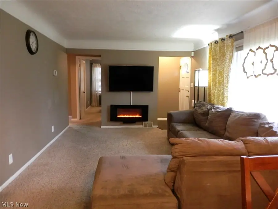 30153 Truman Avenue, Wickliffe, OH 44092 - #3