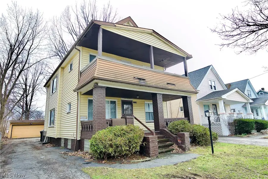 11224 Parkview Avenue, Cleveland, OH 44104 - #3