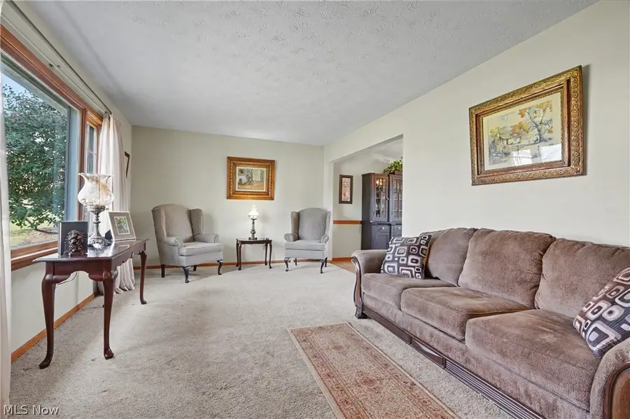 4765 Warwick S Drive, Canfield, OH 44406 - #2