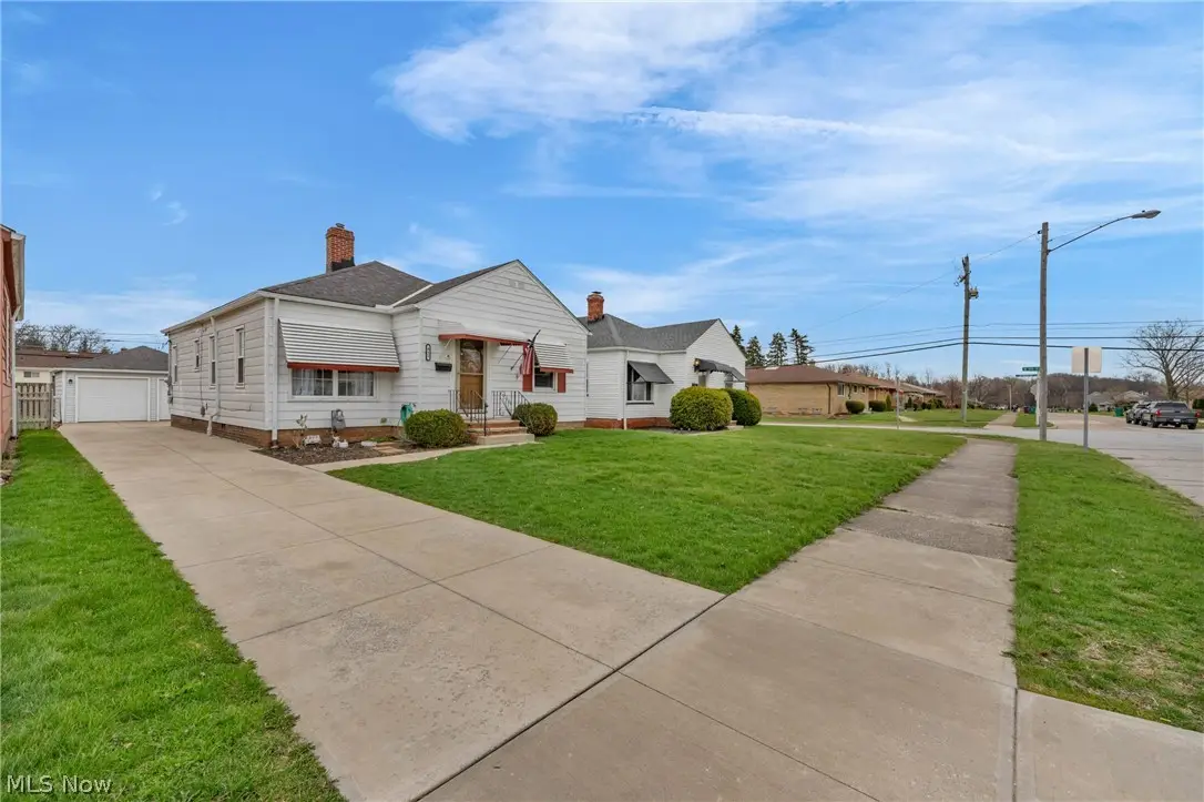 912 Dawnwood Drive, Parma, OH 44134 - #1