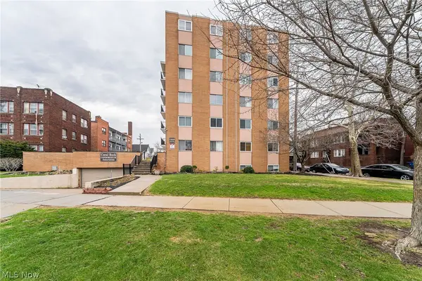12029 Clifton Boulevard #505, Lakewood, OH 44107