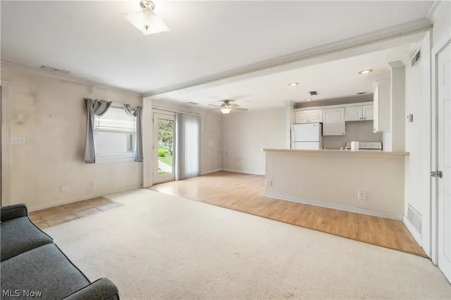 2535 Royal County Down #B, Uniontown, OH 44685 - #3