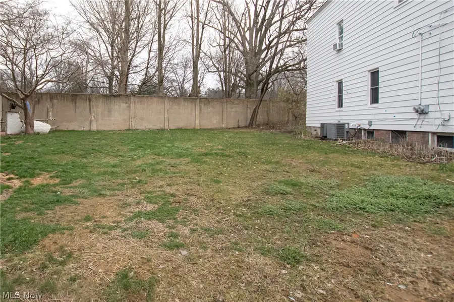 1915 E 123rd Street, Cleveland, OH 44106 - #2