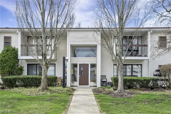 2955 N Bay Drive #H4, Westlake, OH 44145