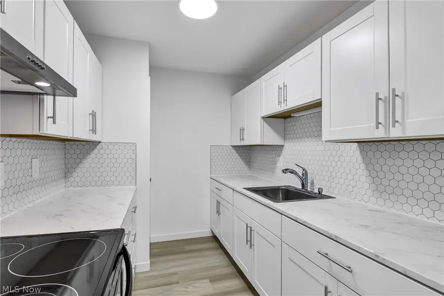 2955 N Bay Drive #H4, Westlake, OH 44145 - #3