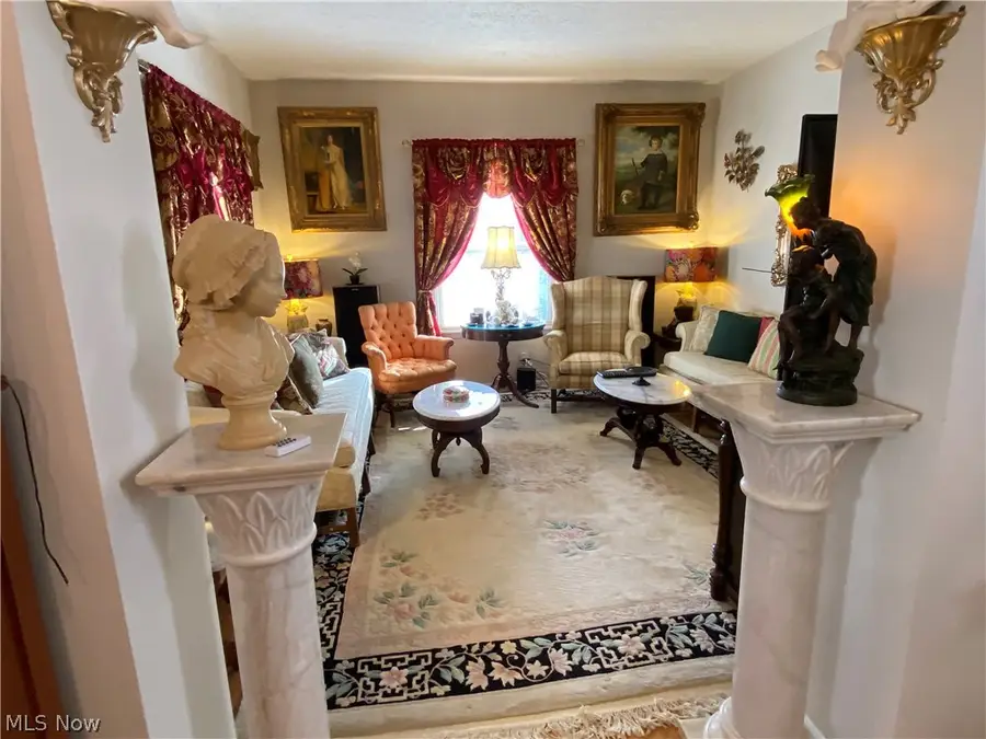 101 Ridgeway Street, Struthers, OH 44471 - #3