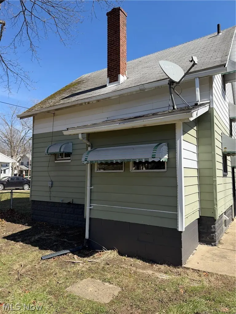 404 Noah Avenue, Akron, OH 44320 - #3