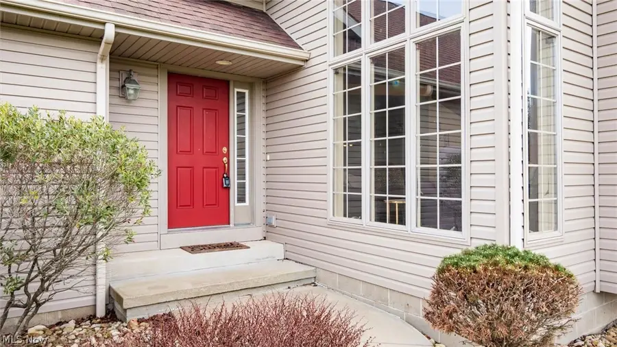 360 Walters Way, Zanesville, OH 43701 - #3