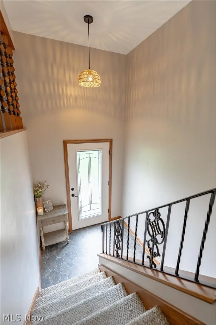 13700 Market N Avenue, Hartville, OH 44632 - #2