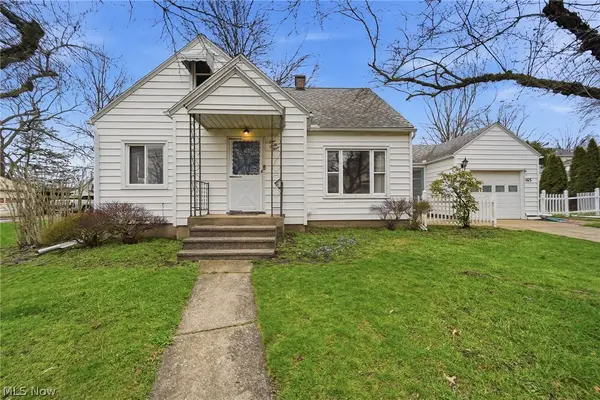 163 E Ford Avenue, Barberton, OH 44203