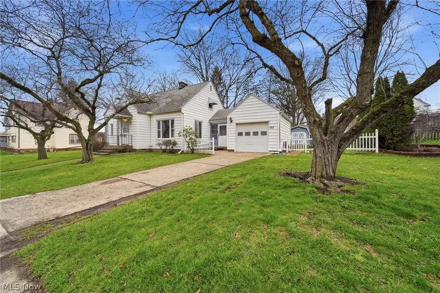 163 E Ford Avenue, Barberton, OH 44203 - #2