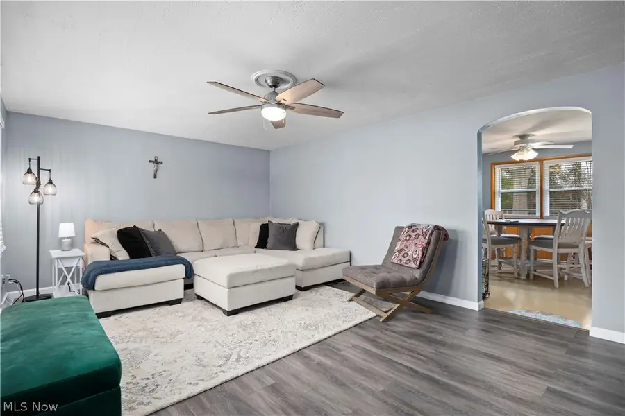 1437 Westwood Drive, Lorain, OH 44053 - #2