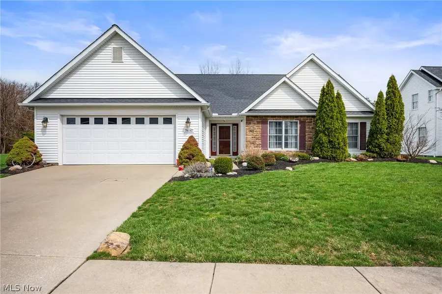 39292 Camelot Way, Avon, OH 44011 - #2