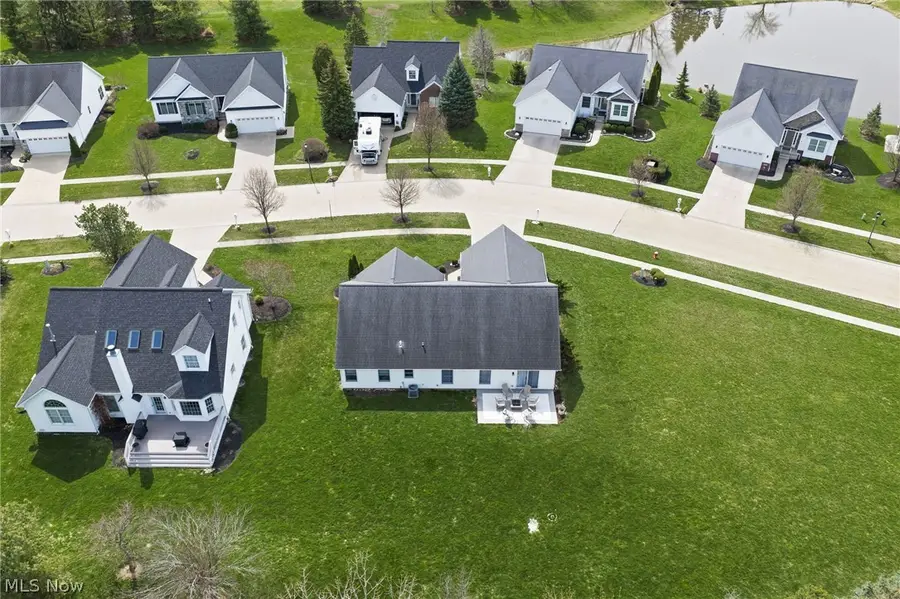 39292 Camelot Way, Avon, OH 44011 - #3