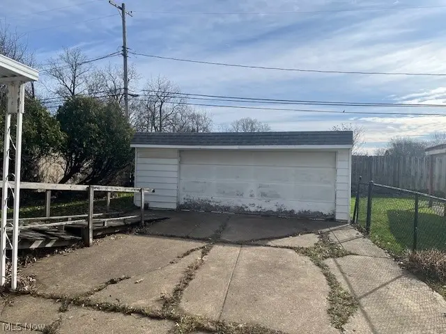 5127 Erwin Street, Maple Heights, OH 44137 - #2