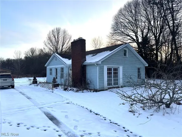 5733 Miller Road, Lowellville, OH 44436