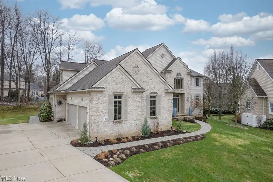 388 W Saint Andrews Drive, Highland Heights, OH 44143 - #2