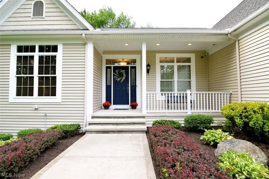 11101 E Washington Street, Chagrin Falls, OH 44023 - #2