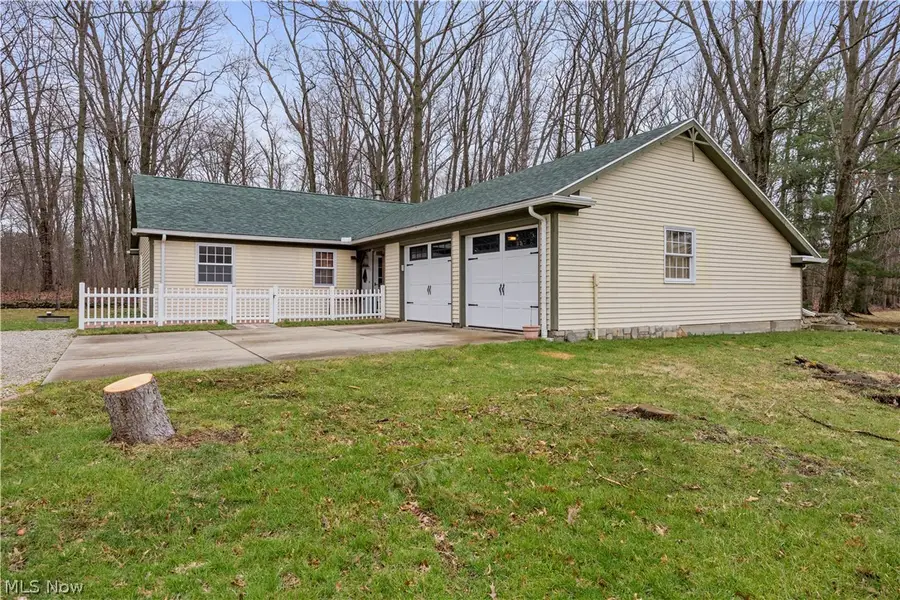 11923 Green Road, Wakeman, OH 44889 - #2