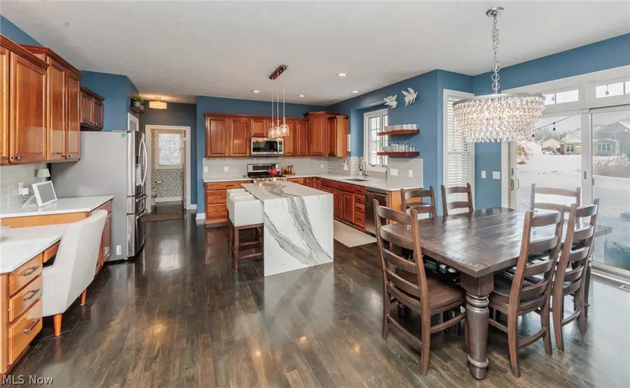 20208 E Donegal Lane, Strongsville, OH 44149 - #3